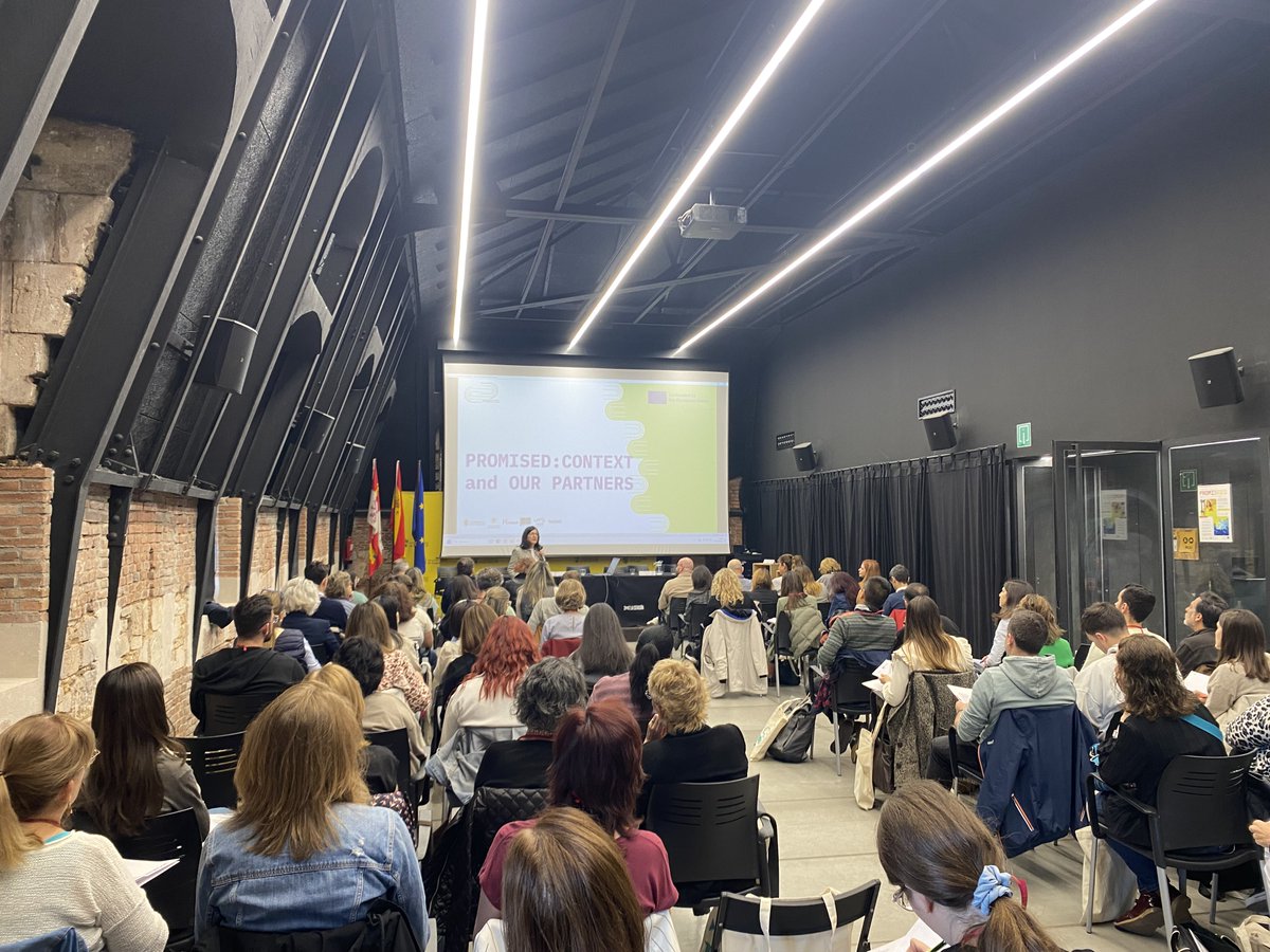 🚀 ¡Arrancamos en la Estación de la Ciencia y la Tecnología de Burgos el encuentro <a href="/PromisedPro/">PROMISED PROJECT</a> ! 🇪🇺
👩‍🏫👨‍🏫 70 coordinadores de secciones bilingües de Secundaria <a href="/educacyl/">Educación JCyL</a> se sumergen en metodologías #STEAM para una educación más innovadora, digital 💻 y sostenible🌱.
<a href="/sepiegob/">SEPIE</a>