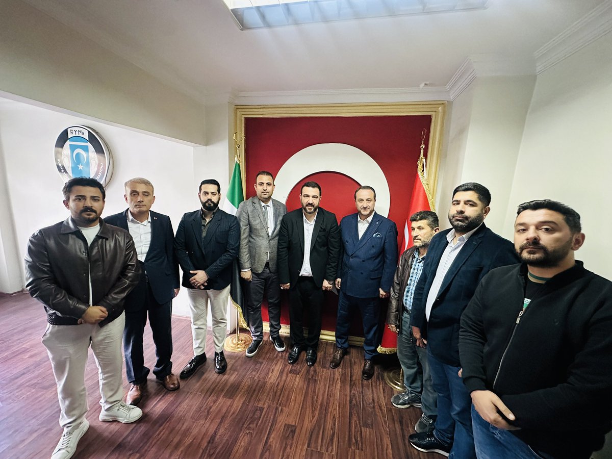 Bugün II. Abdülhamid Han’ın 3. kuşak torunu Abdülhamit Kayahan Osmanoğlu, Mersus Ahilik Meclisi Yüksek İstişare Kurulu Başkanı Harun Budaklar, 
Suriye direktörü Murat Alo ve Mersus Ahilik Meclisi Gayrimenkul Finans Yatırım Konsey Başkanı Yavuz Akkuş beyefendileri misafir ettim.