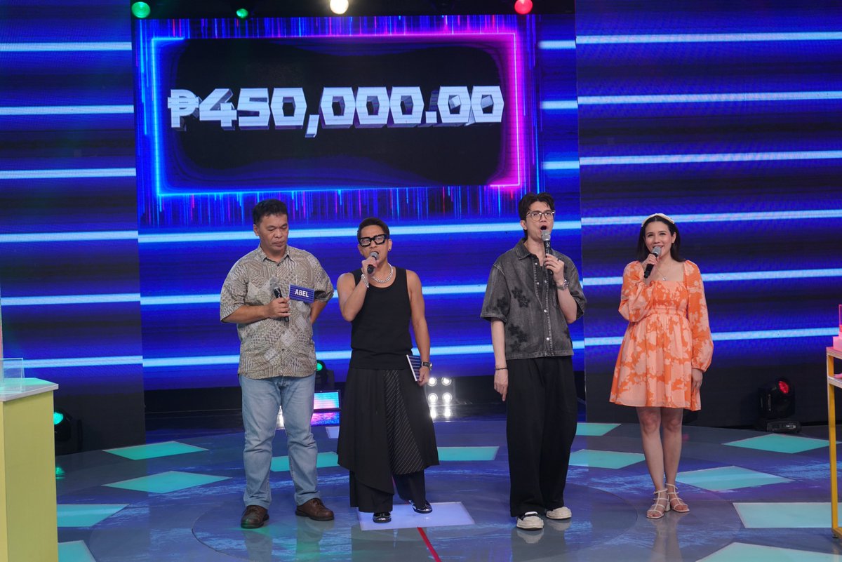 itsShowtimeNa's tweet image. BUKAS! ₱450,000 na ang jackpot prize 😱
#IbaKaTalagaShowtime #LaroLaroPick
WATCH #ItsShowtime LIVE:
linktr.ee/itsshowtimena
