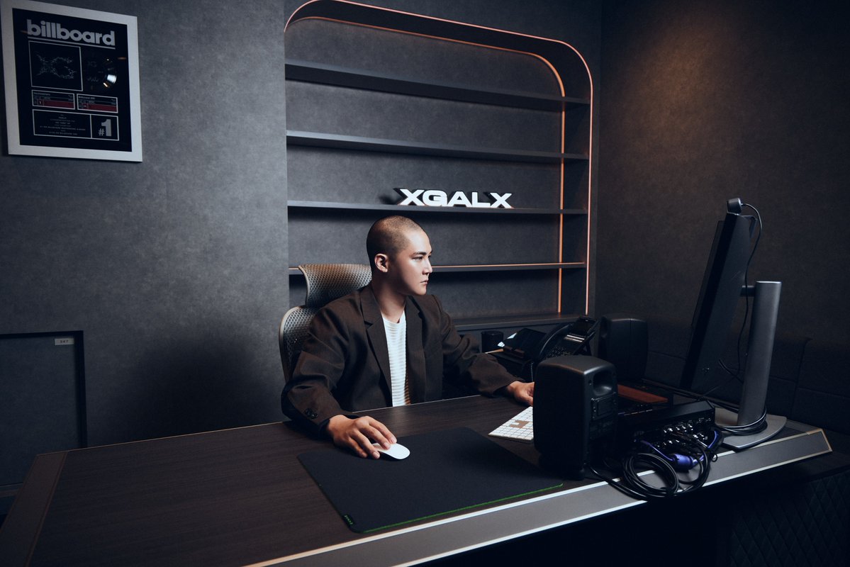 An interview with JAKOPS(SIMON) <a href="/SimonJakops/">JAKOPS</a> is out now on Billboard Japan @billboard_japan! Be sure to check it out.

billboard-japan.com/special/detail…

#XG
#XGALX