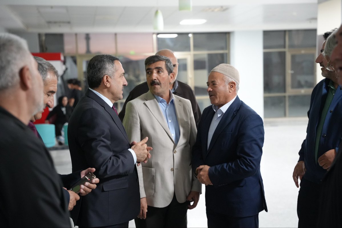 İl Başkanımız Abdulahat Arvas ve İl Yönetimimizden Hastane Ziyareti

İl Başkanımız Abdulahat Arvas ve İl Yönetim Kurulu Üyelerimiz, Van Bölge Eğitim ve Araştırma Hastanesi’nde tedavi görmekte olan vatandaşlarımızı ziyaret etti.

Ziyaret kapsamında hastalarla yakından ilgilenen İl