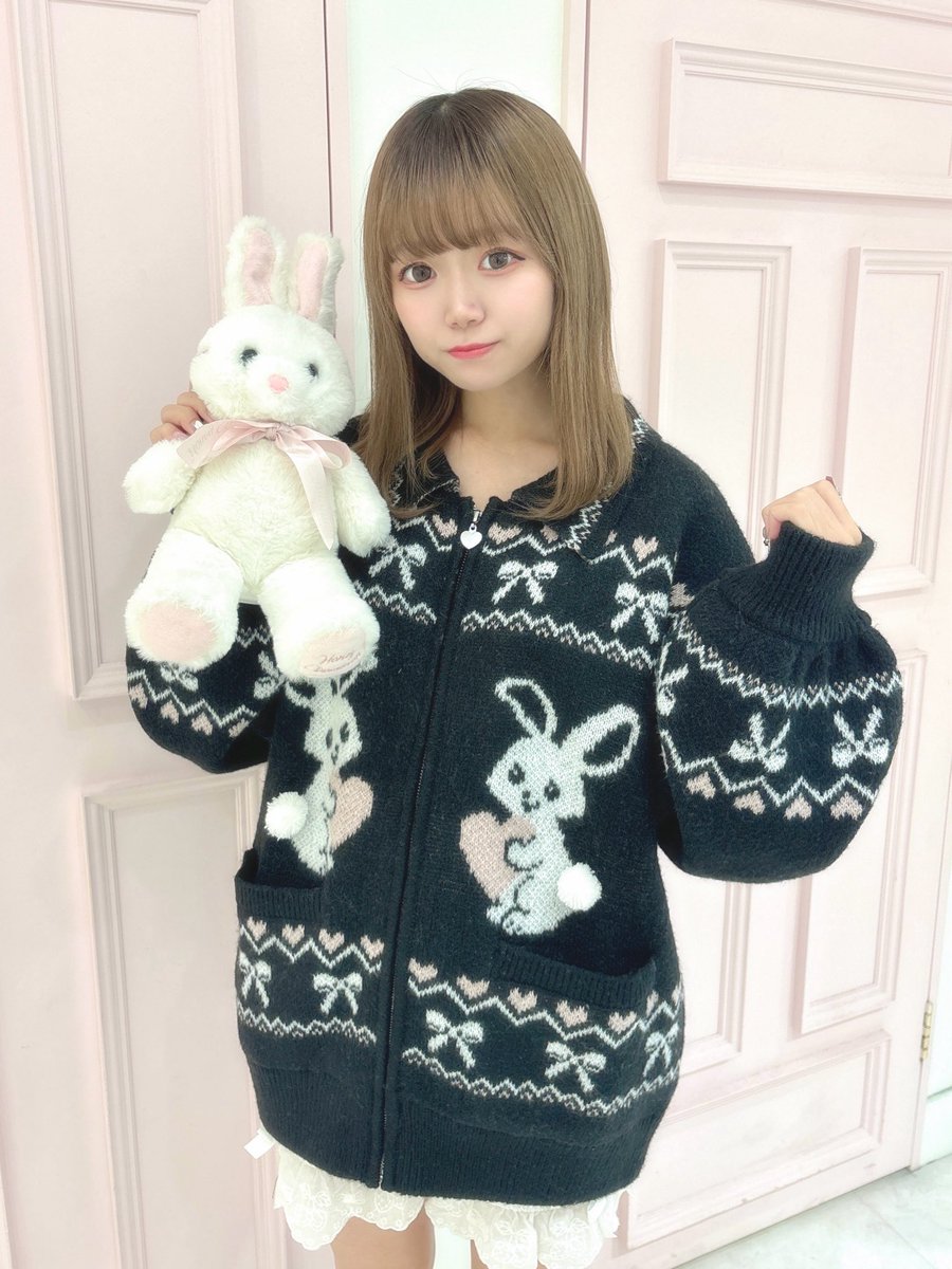 🎀🐰 10/17(fri) New arrival 🐰🎀 愛らしい柄のニットが登場