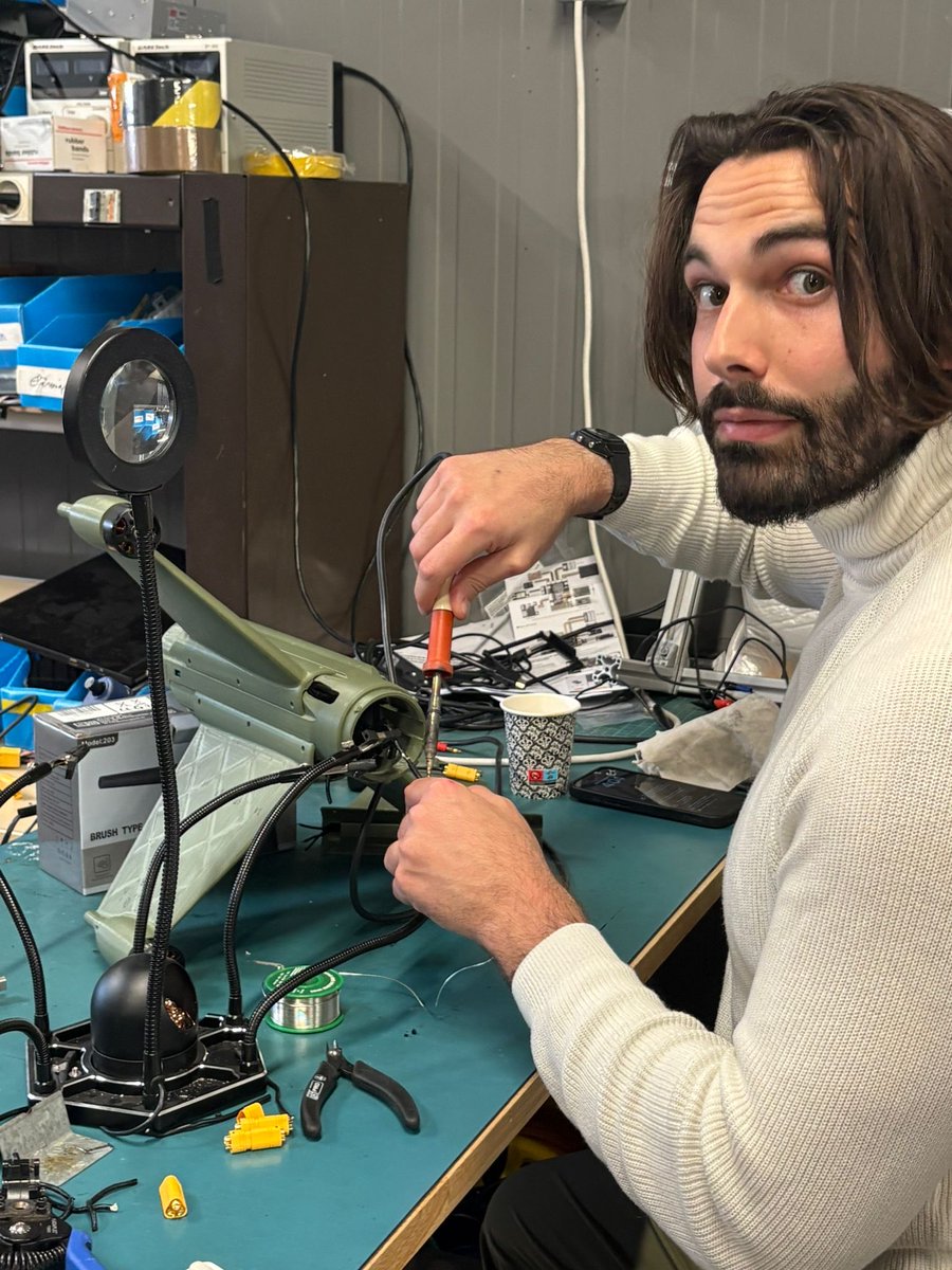 albaneseindc's tweet image. how real engineers look at me when they see me soldering