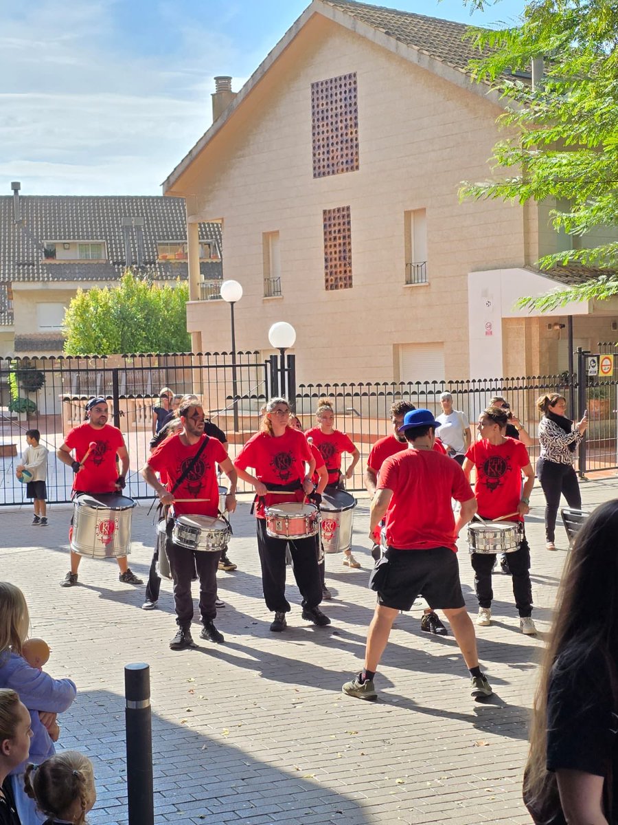 Diables de Sant Andreu tweet media
