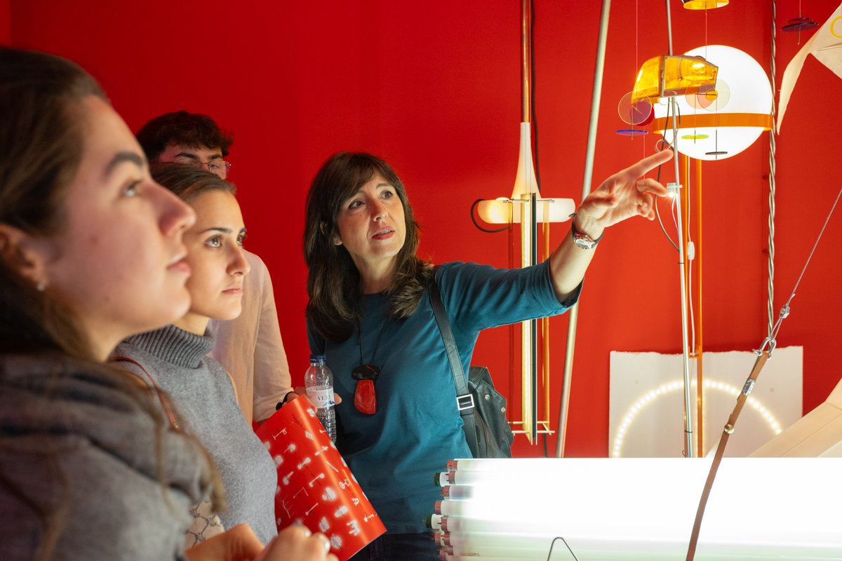 Interior_es's tweet image. «Inspired in #Barcelona: Luce», una parada obligatoria para los amantes del #diseño. En el @dissenyhub hasta el 8 de febrero de 2026.
-&amp;gt; Fotografías: Arnau Vilanova
-&amp;gt; interioresminimalistas.com/2025/10/16/ins…
-&amp;gt; @BcnDesignWeek #BDW25 #iluminación #autoedición #diseñodeiluminación #lightinglovers