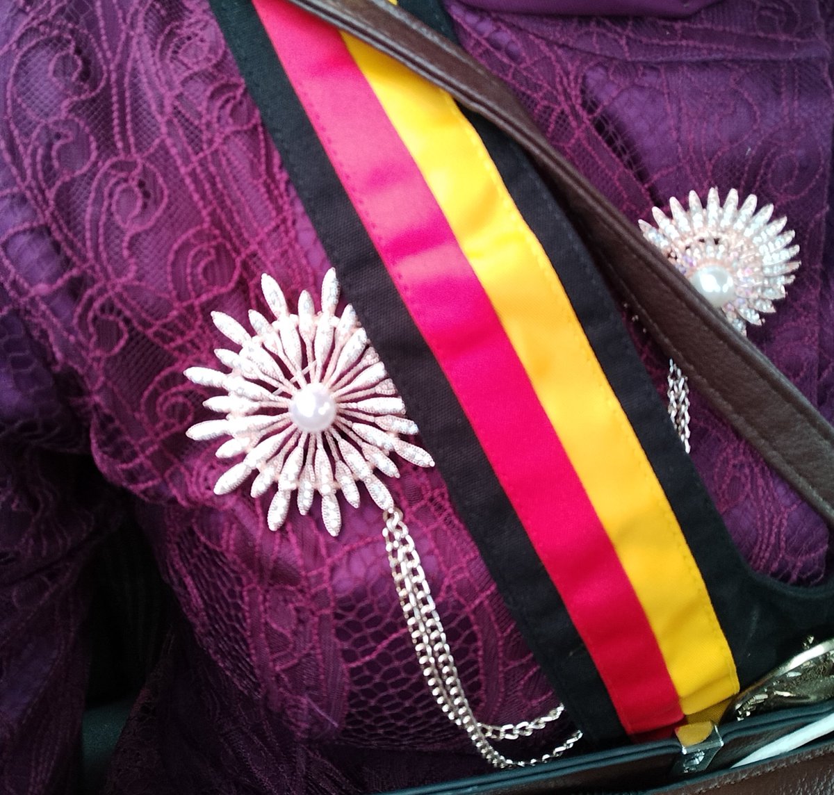 masterbugui's tweet image. graduATEEEEEE