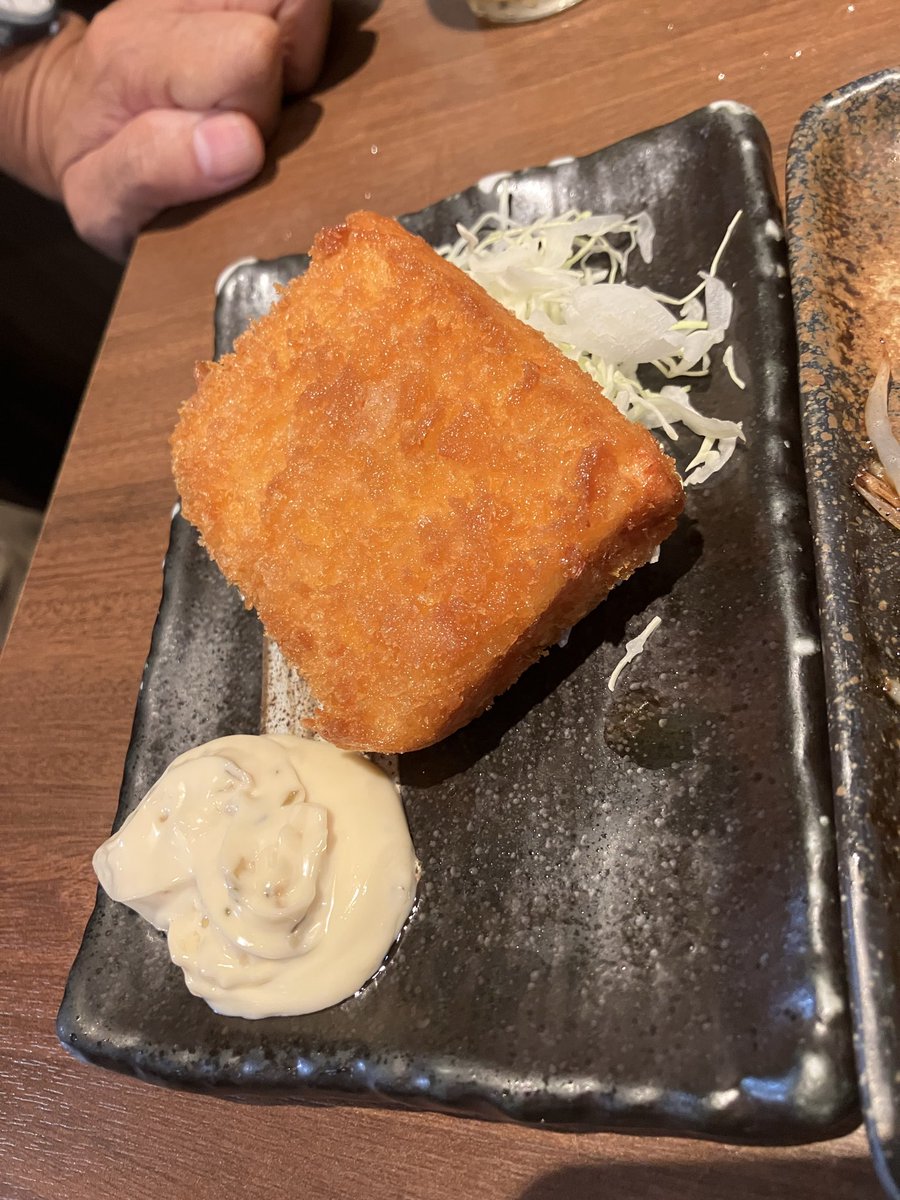 kinnmonn3's tweet photo. 赤垣屋が定休日やったので、なんばウォークの七津屋行ってきた https://t.co/mb72VeSPRW