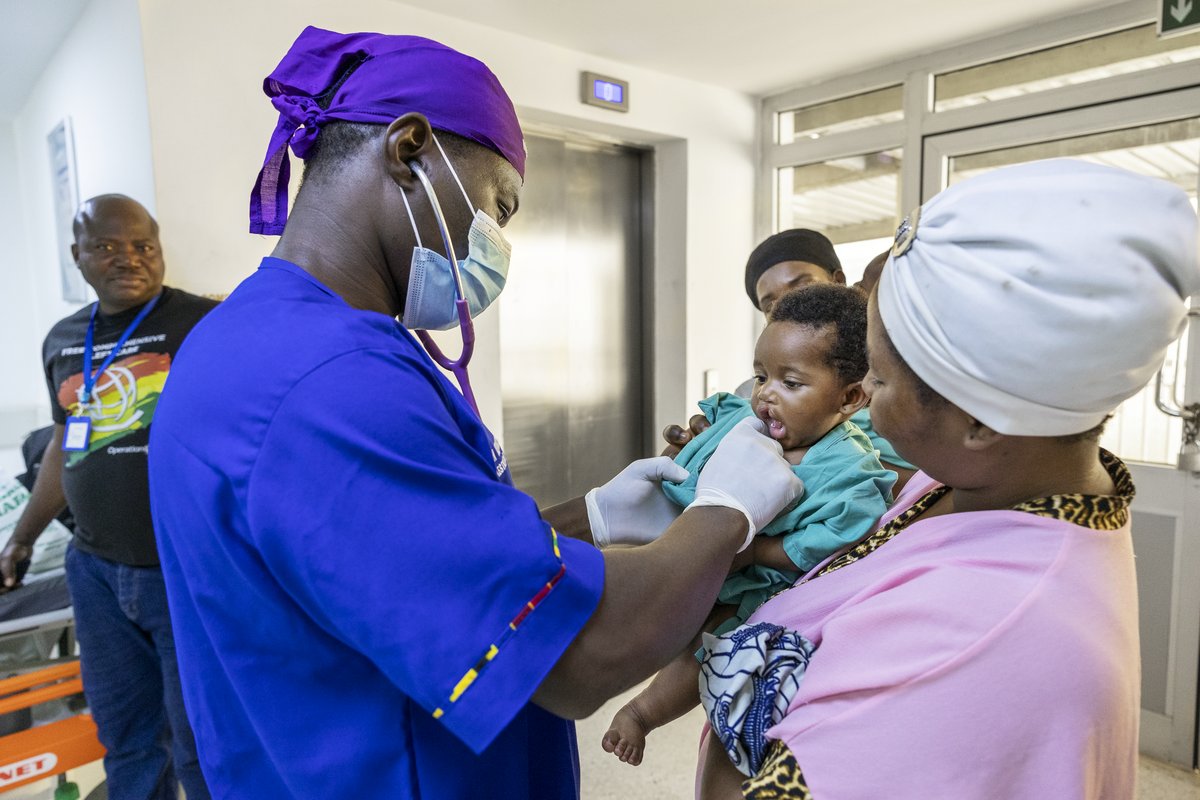 OS_DRC's tweet image. #WorldAnesthesiaDay 
Anesthesiologists play a vital role in ensuring patient safety before, during, and after surgery... linkedin.com/feed/update/ur…