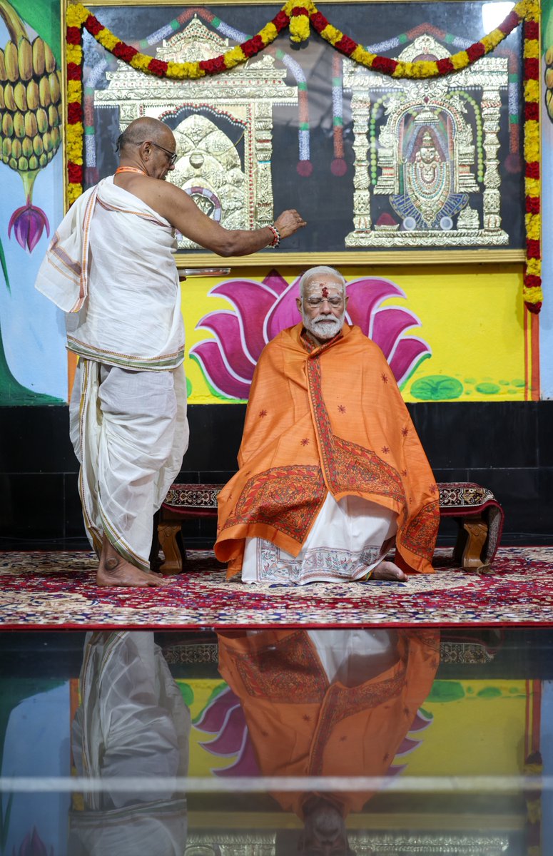 narendramodi's tweet image. Prayed at the Sri Bhramaramba Mallikarjuna Swamy Varla Devasthanam at Srisailam. Prayed for the well-being and good health of my fellow Indians. May everyone be happy and prosperous.