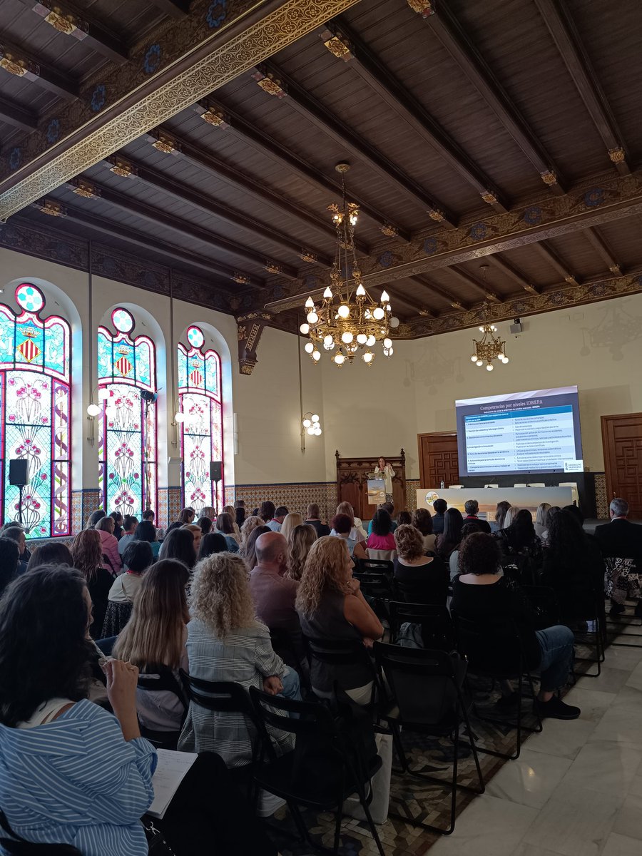 Necesidad de enfermería de práctica avanzada , el futuro de la enfermería ORL . Gracias Ángela Garrido Bartolomé, Dra en Enfermería #AEEORLCCC25