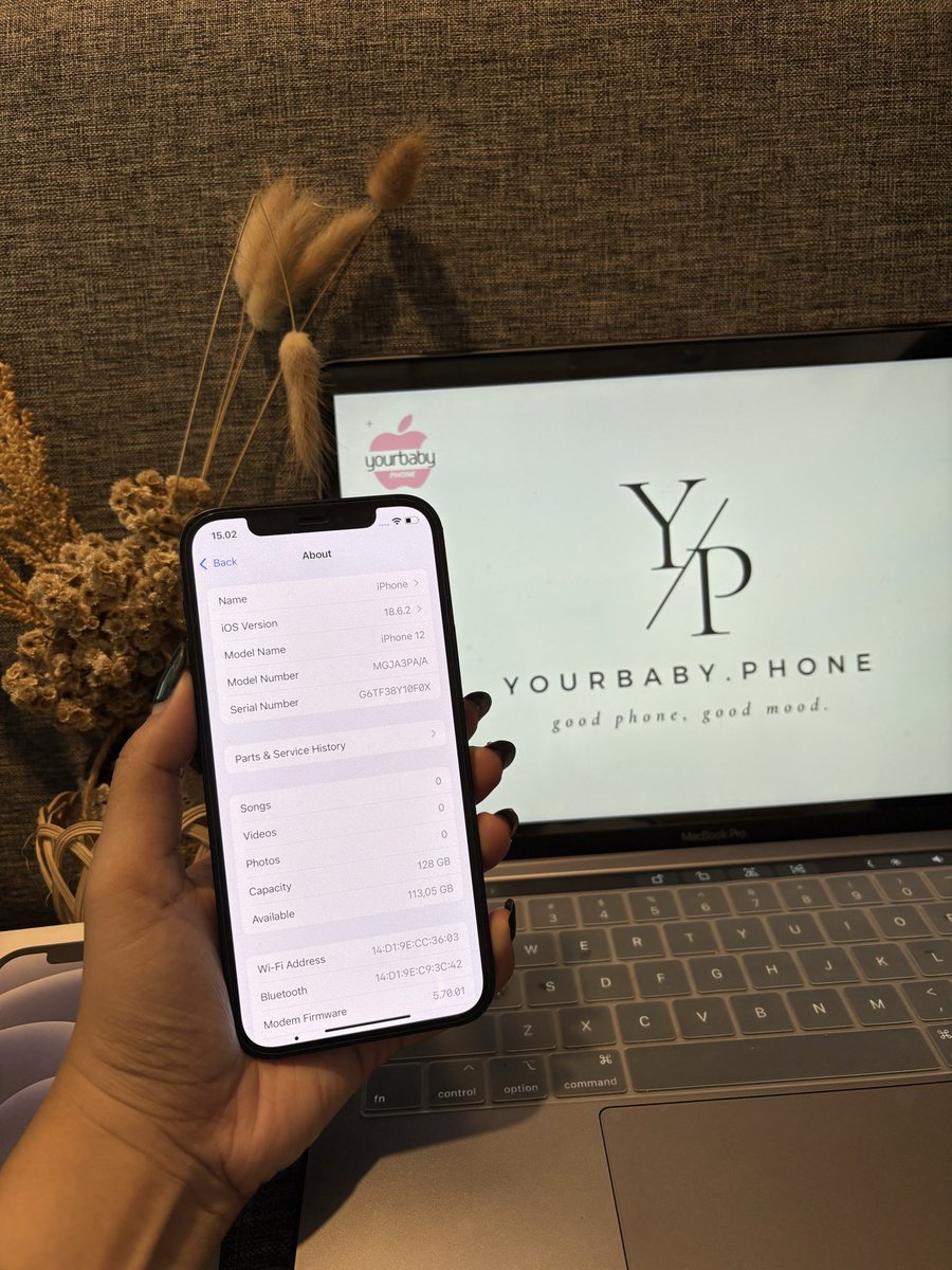 oissme's tweet image. wts

Ready ✅
IPHONE 12 128GB IBOX BLACK

.garansi off
.battery health 73%
.kelengkapan fullset ori 
minus: 
-lecet pemakaian
-ada dot hitam di layar (kecil) 
.fungsi normal

price:4.650.000
cod jabodetabek🛍️
#iphone12 
#wts
