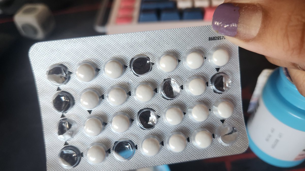 Codename UBE ⚠️【VIRTULANTES】 (@codenameube) on Twitter photo Do we fw how I've been taking my pills out lately Do we fw how I've been taking my pills out lately