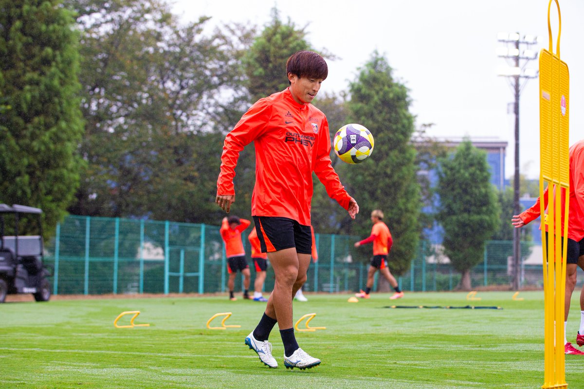 浦和レッズ　練習着　フルジップ　L 浦和レッズ 23フルジップパーカー(Scarf)｜【公式】Jリーグオンライン