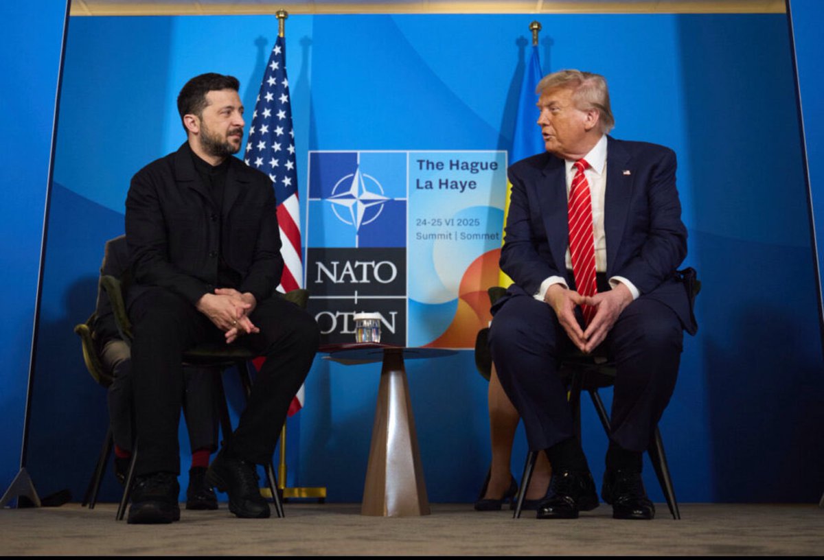 Sign language is a powerful language. Zelenskyy is showing his dick with his hands, and Trump is showing his pussy with his hands. Total agreement.