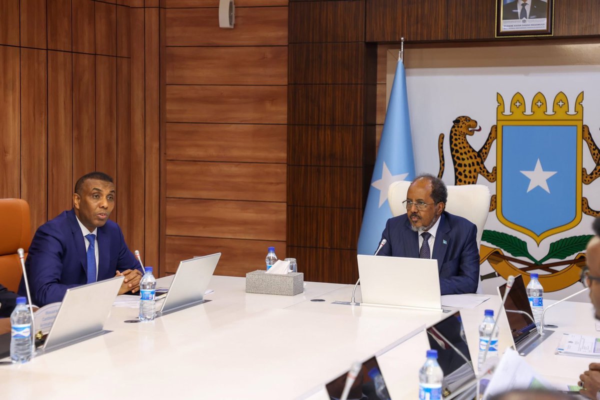 Villa Somalia tweet media