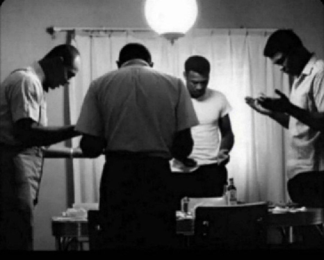 nuradeeeen's tweet image. Twitter NG.

In the morning.             The rest of the day.