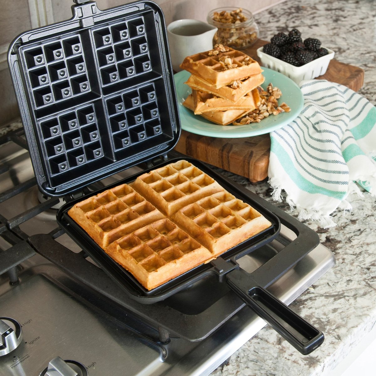 Jeannot_lapinte's tweet image. Jour 16 #31ChallengeBDMC

Sans le nommer, l&apos;un de mes personnages préférés