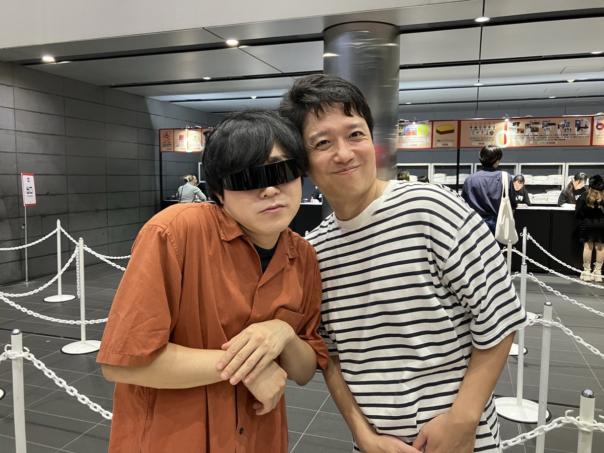 オモコロ20周年展も行ってきました！
見たことある物が普通にある
オモコロメンバーが普通にいる
入口から出口まで笑いっぱなしのすごい空間でした！最高！
#オモコロ20周年展