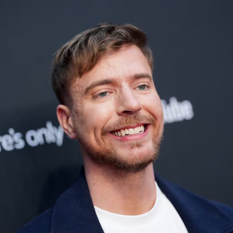 MrBeast, 2.843 gün boyunca kanalına abone olduğunu kanıtlayan bir abonesine 2.843 dolar gönderdi.