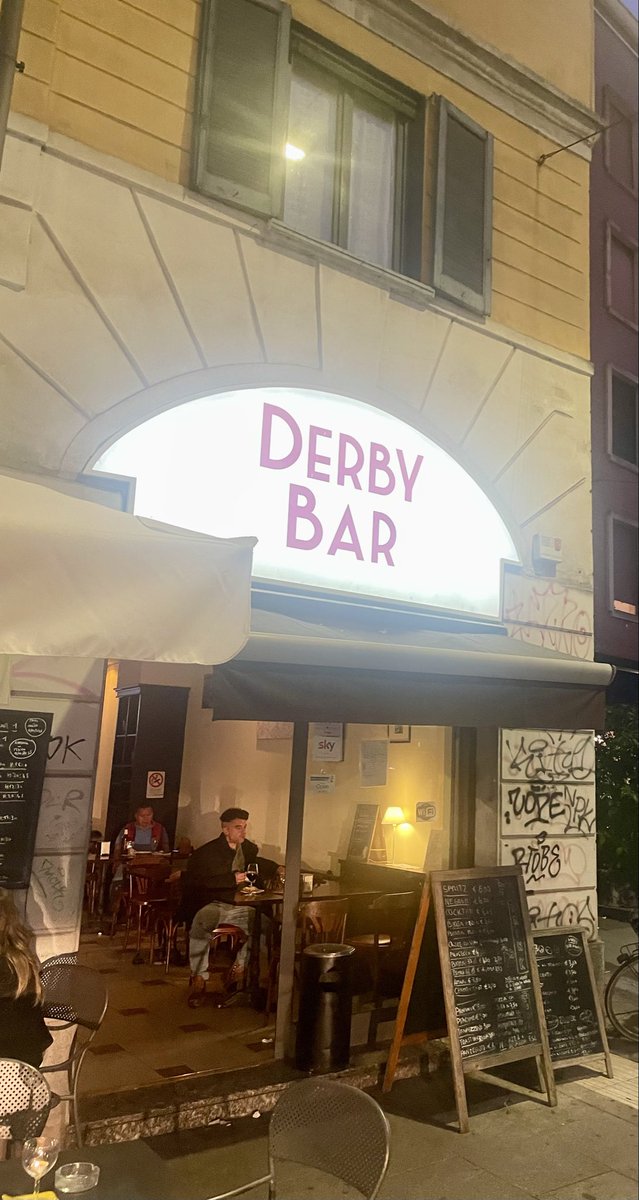 Always Derby County on my mind.
I had to pop in here in Milan. 🐏 🇮🇹
#dcfc #dcfcfans <a href="/ItaRamsBranch/">Italian Rams Branch</a>