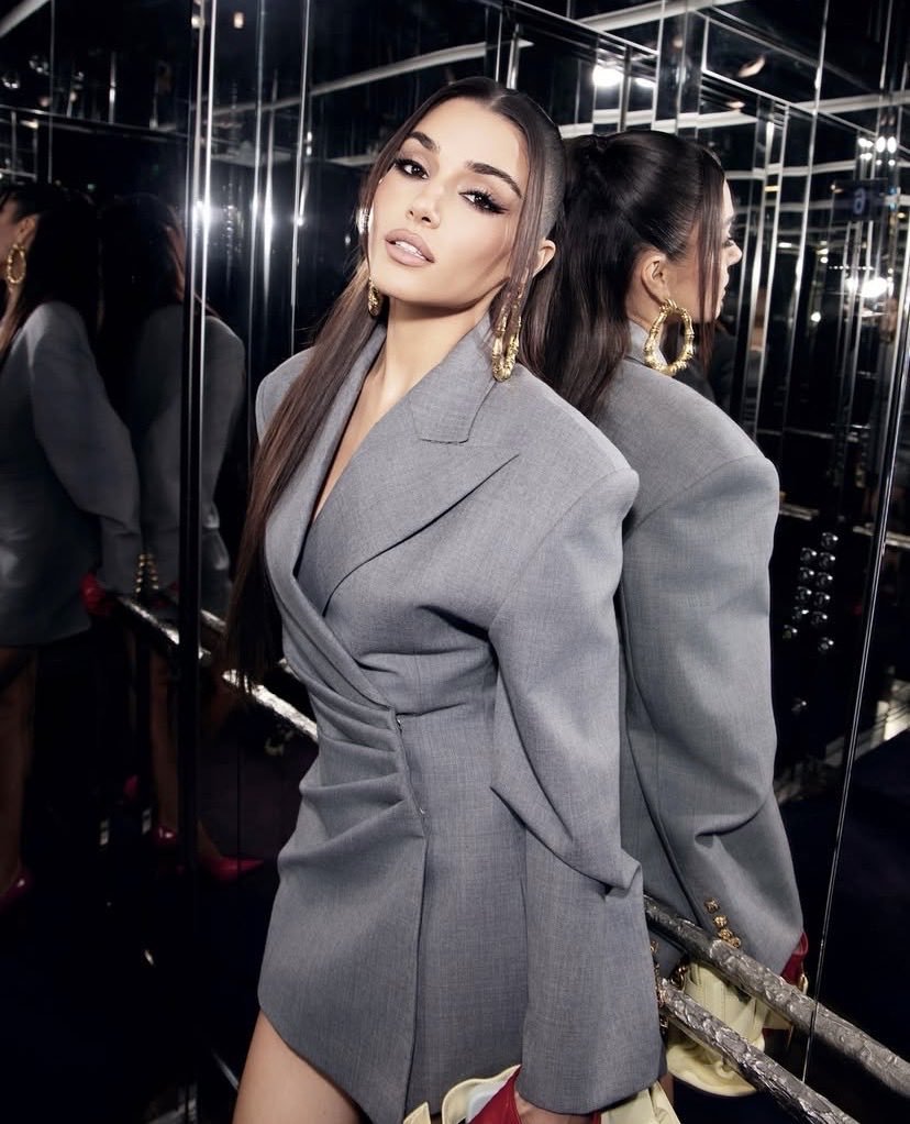 she's so stunning