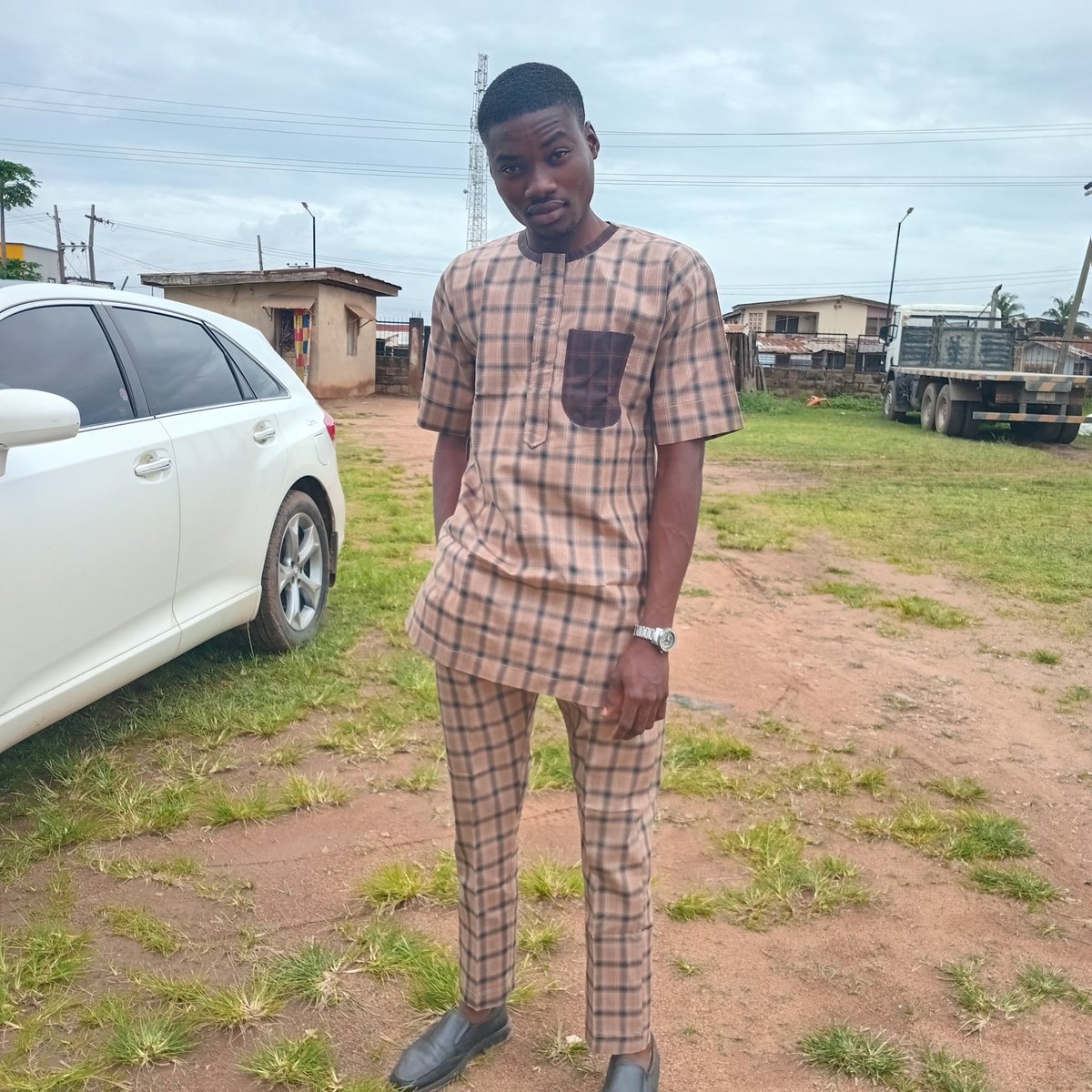 It's balloon festival. 

Welcoming my humble self to a chapter. 

Cheers to biggest years to be lived. 

Happy birthday <a href="/gentleinvestorD/">gentle investor 🫶🤍</a> 🎉🥳