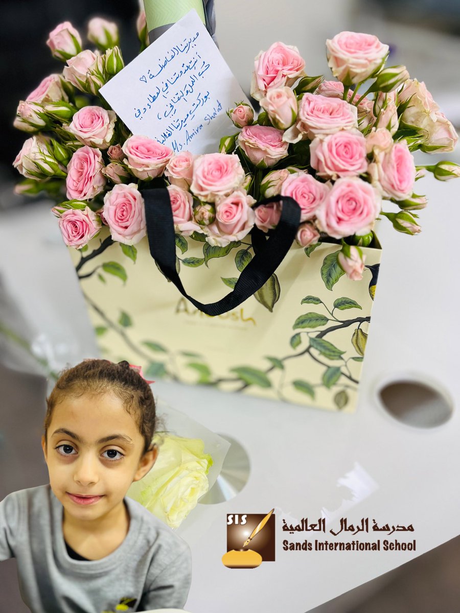 moe_riy_sis's tweet image. #Principal’s Day 💼
On this special day, we express our gratitude for your wise leadership and #continuous support.
Thank you, our little Lama ♥️, for this lovely initiative 🌷

#Happy_Principal’s Day!