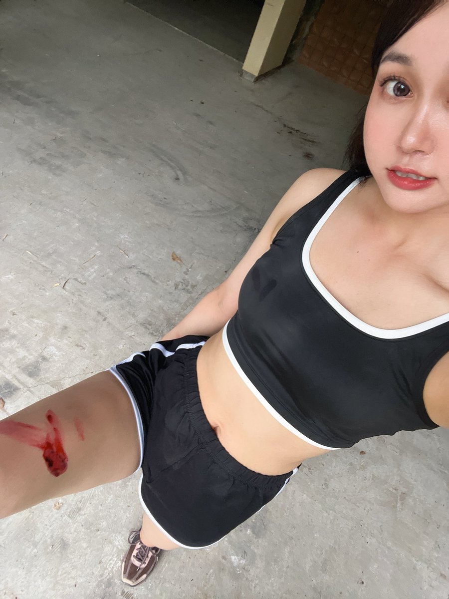 先日ホラードラマの撮影に行ってきました🧟‍♀️
ガチの廃墟でほんとに怖かった。。。笑
#役者の一面