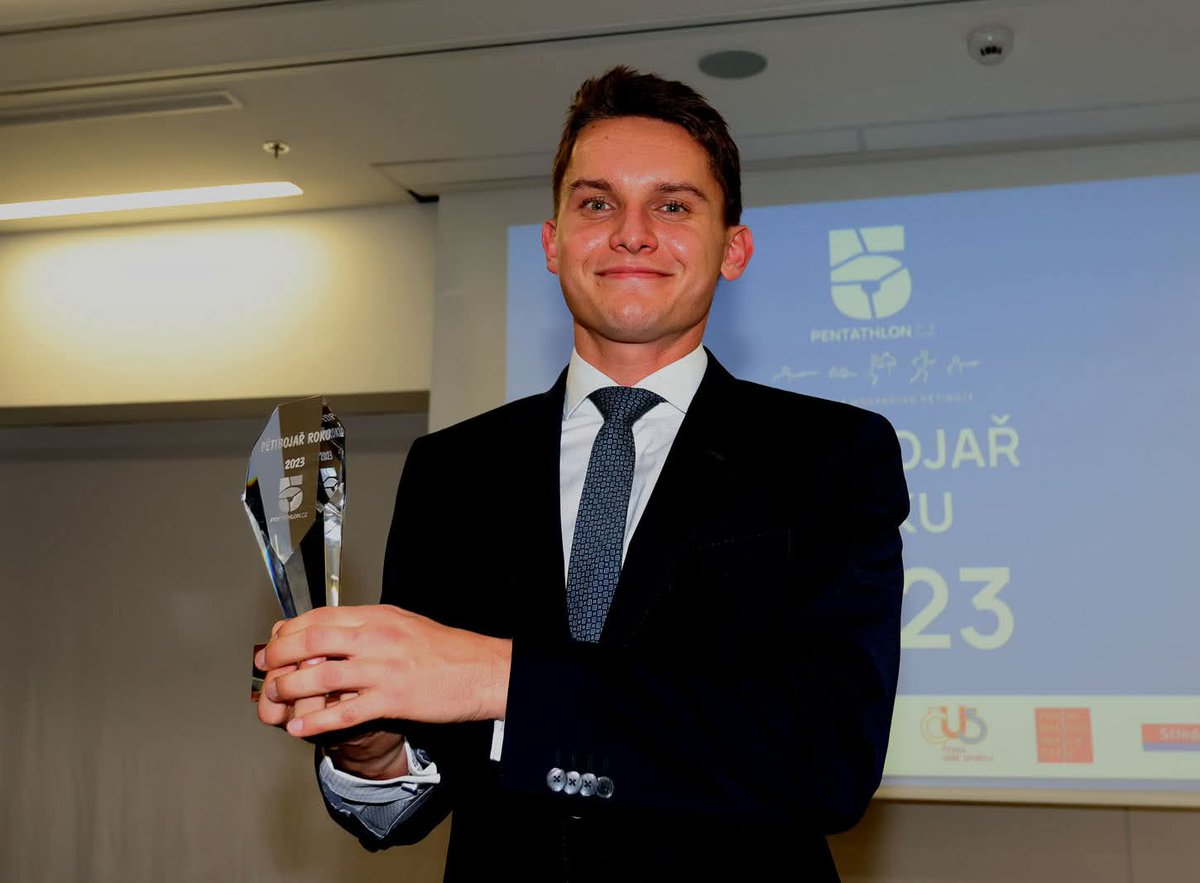 Moderní pětibojař Martin Vlach končí úspěšnou kariéru. Stopku mu vystavilo zdraví 🩺
Po letech v reprezentaci 🇨🇿 medailích ze světových a evropských šampionátů 🥇🥈🥉a 5. místě na olympiádě v Tokiu se rozhodl posunout se dál 👊

ascdukla.com/aktualita/zdra…

📸 CPA a Filip Komorous