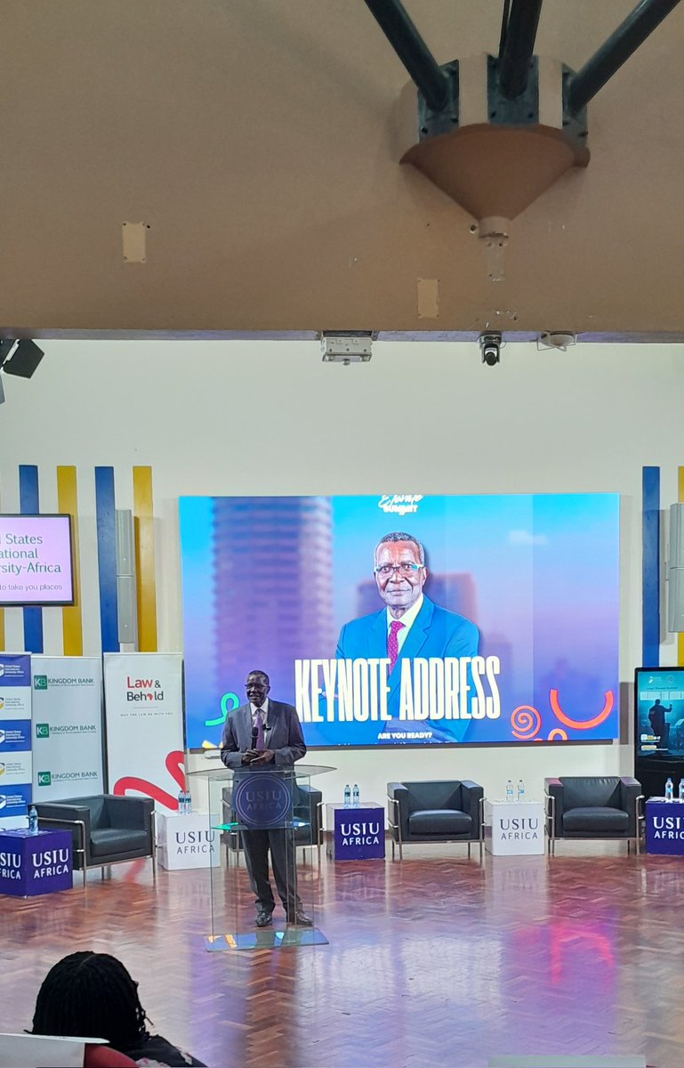 Rtd. Chief Justice David Kenani Maraga takes the stage at #LegalElevateSummit2025 with an inspiring keynote on “The Courage to Break the Mould – Integrity, Leadership &amp; Law.
#Hakichain at #Legalelevatesummit2025