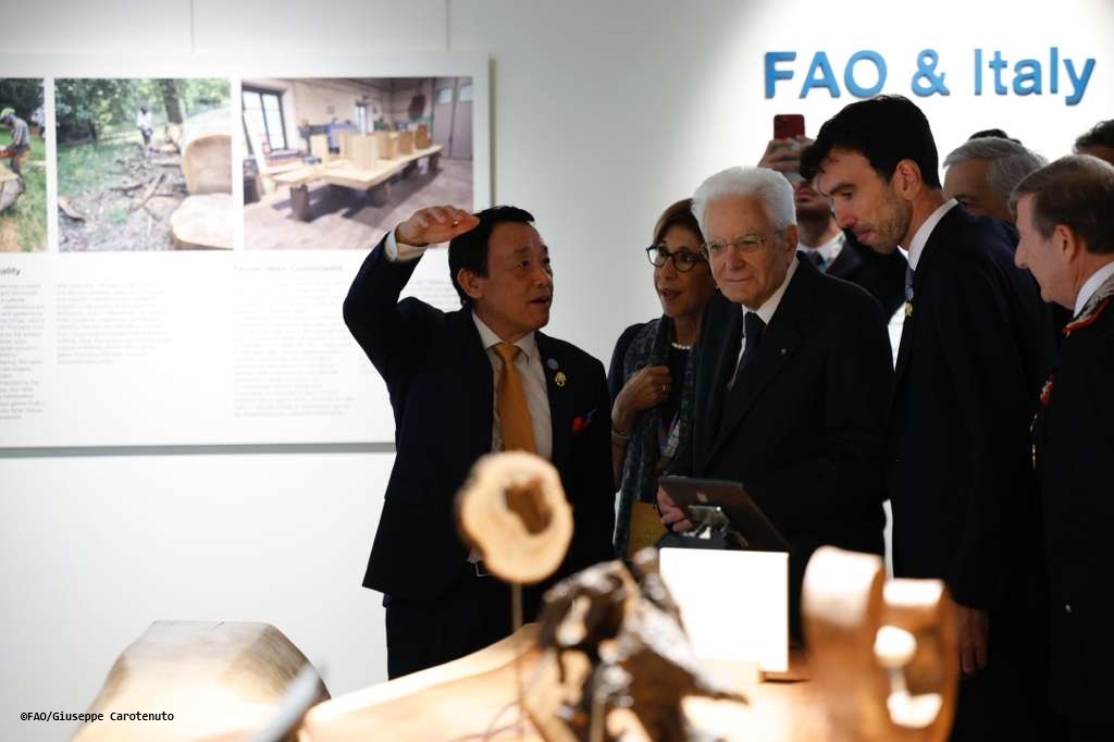 FAODG's tweet photo. Honoured to open with HE President Mattarella of Italy #FAOMuNe, made possible through the generous support of @cooperazione_it. It is a space connecting art, tradition &amp; innovation to foster dialogue on how foods shape culture &amp; cooperation. #4Betters #FAO80 #WorldFoodDay https://t.co/WkRm99Fu9z