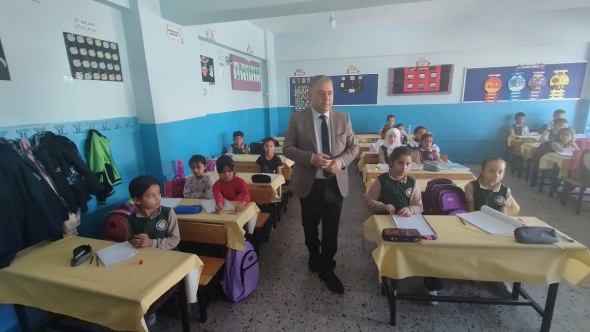 🎯 Başarıya Yakından Takip

📌İlçe Millî Eğitim Müdürümüz Sayın Halil TEKYILDIZ, BİGEP (Başarıyı İzleme ve Geliştirme Projesi) kapsamında İbni Sina İlkokulu’nu ziyaret etti.