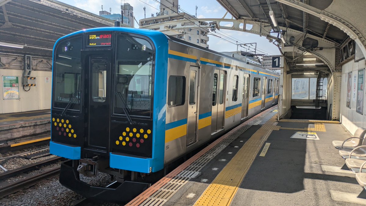 地味にE131系乗ったの2例目だわ。
前回は鶴見線の800番台だった過去が2枚目です。😂