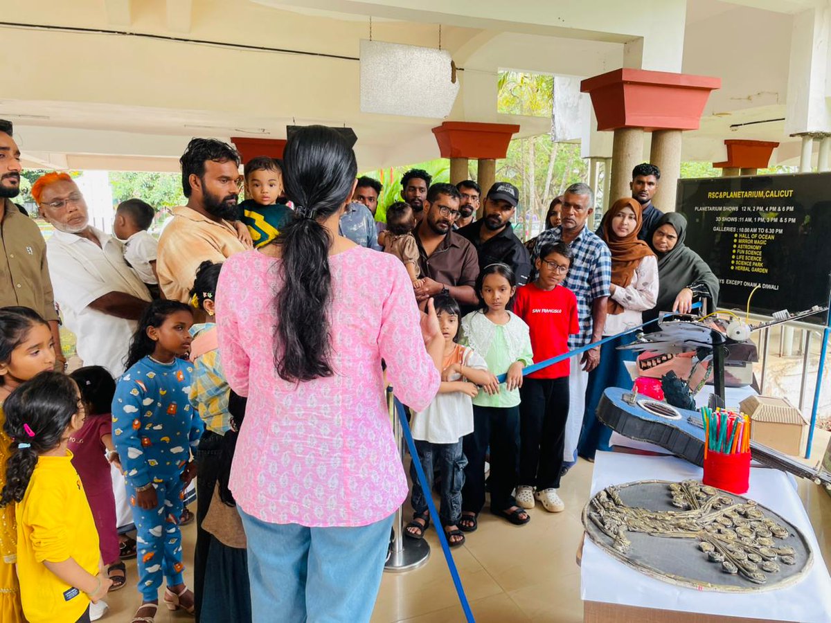 ncsmgoi's tweet photo. An engaging awareness session on Waste to Art was conducted for museum visitors at @rscpcalicut, a unit of @ncsmgoi, @MinOfCultureGoI where creativity met sustainability in the most inspiring way! ♻️🎨

Glimpses-📷

#UpcycledArt #CreativeRecycling #SpecialCampaign5 https://t.co/W40TxOtKKZ