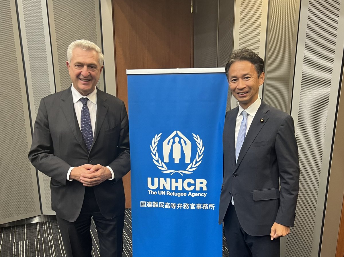 フィリッポ・グランディ国連難民高等弁務官（UNHCR）と。

同氏は、アントニオ・グテーレス高等弁務官（現国連事務総長）の後任として、10年にわたり、UNHCRトップを続けて来られ、まもなく退任されます。UNHCR議連メンバーで世界難民情勢について意見交換。