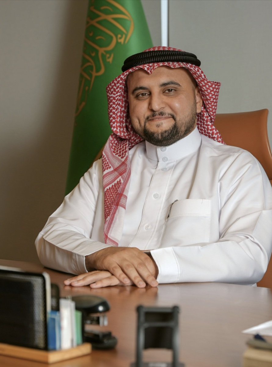 16 أكتوبر | 🗓️
في #اليوم_العالمي_للمدير 
عملتُ ولا زلتُ أتشرف بالعمل مع قاماتٍ قياديةٍ تؤمن بالعطاء وتُلهم التميّز، أستمدّ منهم الدافع للإبداع ومواصلة العطاء.قيادتكم تصنع الفرق وأخلاقكم تلهم الجميع.شكراً لكم على ما تصنعونه من أثرٍ جميل وبيئةٍ محفزة للعطاء.
<a href="/mesharialjabr/">م.مشاري الجبر</a>