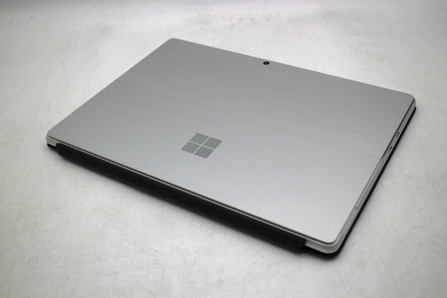 PCcomfullWEB's tweet image. #Amazon 新着情報

Microsoft Surface Pro 10 for Business
：税込123,900円

#Windows11 / 顔認証 /  USB(Type-C) 搭載🌟

CPU:Core Ultra 5 135U
メモリ:8GB(変更不可)
SSD:256GB
画面:13(2880x1920) タッチパネルグレア液晶
OS:Windows11 Pro 64bit

▼商品はこちら▼
amazon.co.jp/s?k=Surface+Pr…