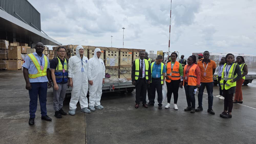 MAAIF_Uganda's tweet photo. ❇️Distribution of 10 floating fish feed making machines to 10 districts in Eastern Uganda
❇️ Establishment of a 1,400-broiler poultry demonstration and a 200-heads of beef cattle demo and
❇️ introduction of 9 big-ear goats from China for breeding and multiplication, among others. https://t.co/IGUsWWooK3