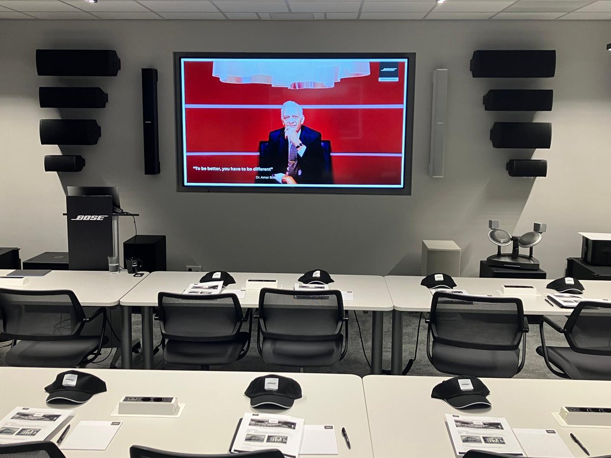 BosePro's tweet image. 🎓 We hosted an in-depth #training at #BoseProfessional HQ with guests from Switzerland, France & Côte d'Ivoire!
Two days of pro audio deep-dives, demos & hands-on learning. Huge thanks to all who joined—your energy made it special.
Looking forward to the next one! #ProAudio
