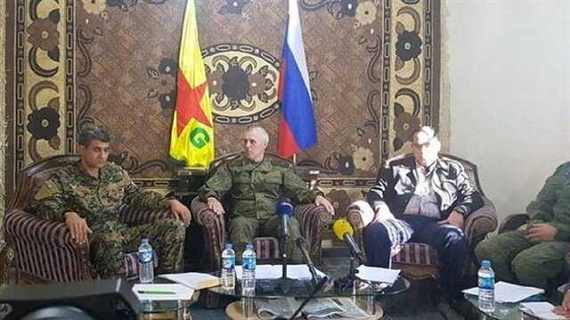 IranDefol's tweet photo. Curse on both the white snake & the black snake !
#StandForSyria
Justice for #SouthAzerbaijan
👹🫶🇺🇸🫶🇮🇷🫶🇮🇱🫶🇪🇺🫶🇷🇺🫶🏴☠️ https://t.co/F9qMTiIZiY