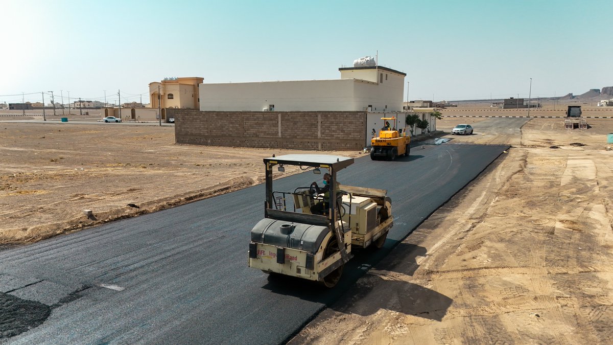 b_alshnan's tweet photo. أعمال ومشاريع  🏗️|

يحدث الآن 🔻
                 🔹 حي الإزدهار  🔹
        ▫️نسعى لتوفير طرق سلسة 
                وبنية تحتية متكاملة▫️
           تواكب احتياجات السكان 🏡 
    وتضمن راحة مستمرة وتنقل آمن 🚘

📸 | #الشنان_أجمل 
#أمانة_منطقة_حائل 
#بلدية_محافظة_الشنان https://t.co/B8oVSFkVpN