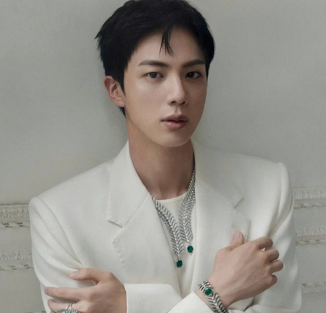 About Music tweet media