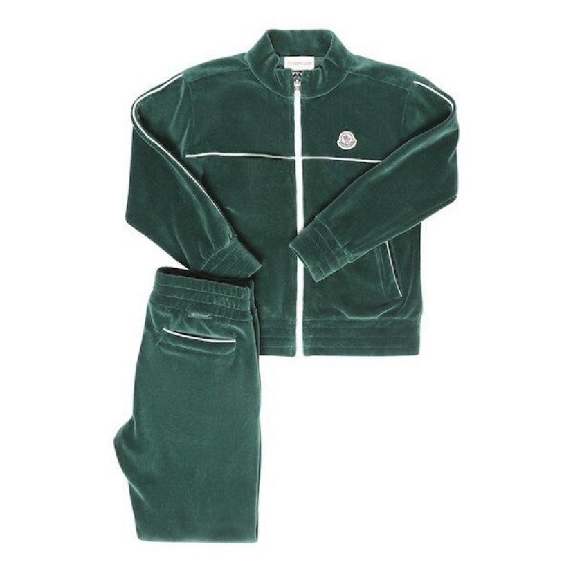 JamesOlamiposi's tweet image. Quality Velour complete Outfits available in colors and sizes 💯💯