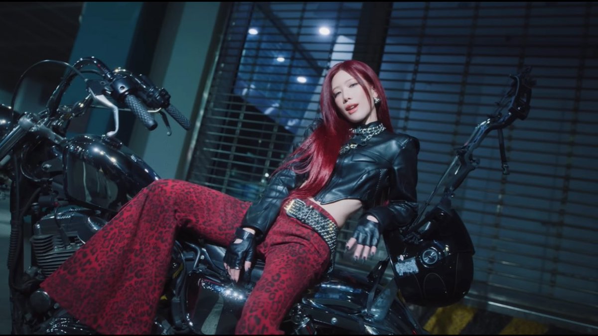 ot12loops's tweet image. save us biker kim lip…. please save us…