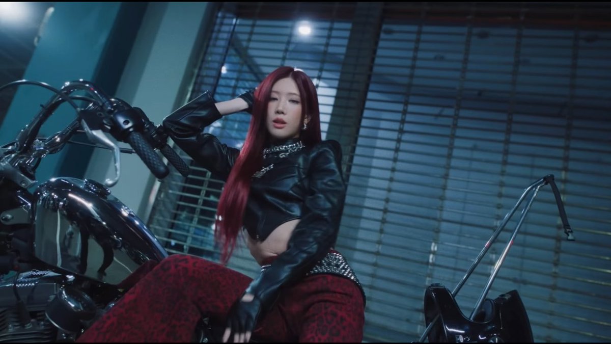 ot12loops's tweet image. save us biker kim lip…. please save us…