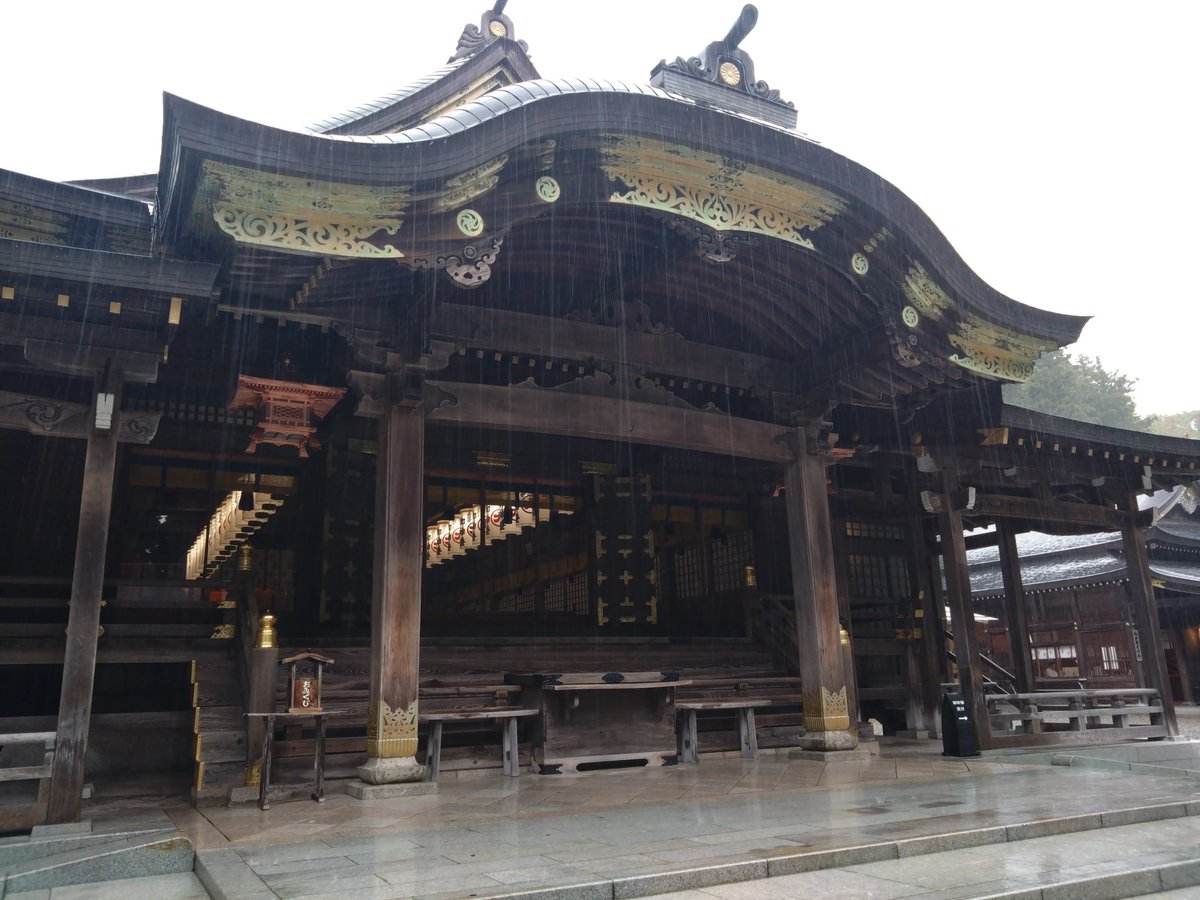 越後国一之宮　弥彦神社　こちらは天照ファミリー