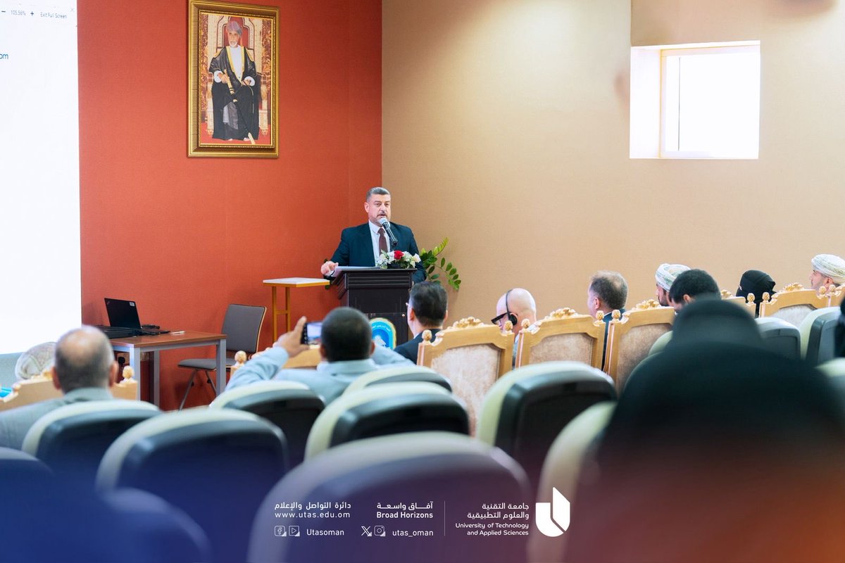 utas_oman's tweet photo. اشتمل برنامج الورشة على محاضرات علمية قدمها عدد من الخبراء، وجلسات حوارية ولقاءات مفتوحة مع المتخصصين في مجالات الذكاء الاصطناعي والنزاهة الأكاديمية، وأُتيح للمشاركين فرصة النقاش في عدة محاور، مثل أخلاقيات البحث العلمي، دور الذكاء الاصطناعي في تطوير التعليم العالي، وتحديات النزاهة الأكاديمية في العصر الرقمي.

الجدير بالذكر أن ورشة العمل أكدت على أن النزاهة الأكاديمية ليست مسؤولية فردية، بل هي مسؤولية جماعية تتطلب تضافر جهود الجميع من طلبة وأساتذة وإداريين لضمان بيئة أكاديمية نزيهة وعادلة. كما أنها لا تمثل فقط فرصة لتبادل الأفكار، بل هي دعوة لتمكين الأجيال القادمة من إرساء قواعد أخلاقية قوية في استخدام التكنولوجيا في الأوساط الأكاديمية، مما يسهم في بناء مستقبل أكاديمي يتسم بالعدالة والشفافية.

@ICESCO_Ar @bucnewss 

2/2

#آفاق_واسعة