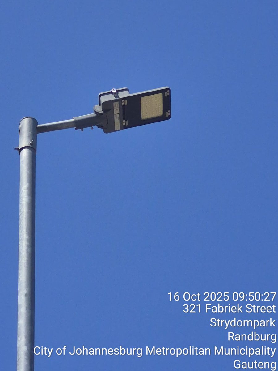 Normalising street lights to keep Ward 104 well-lit and safe — another key action under the #HighImpactServiceDelivery Program by <a href="/CityPowerJhb/">@CityPowerJhb</a>.