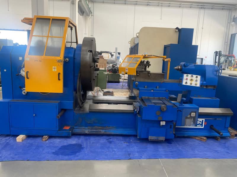 pauloke72205900's tweet photo. Heavy Duty Conventional Lathe
Make Giana
Original Italy
ABC 2000mm.    Contact:+2349167028055
Swing 1800mm
Spindle bore 150mm
#lathe #turningmachine #machineshop #oilandgas #Ethiopia #ghana #machinetools 
#NNPC https://t.co/bSsBzTwbcQ