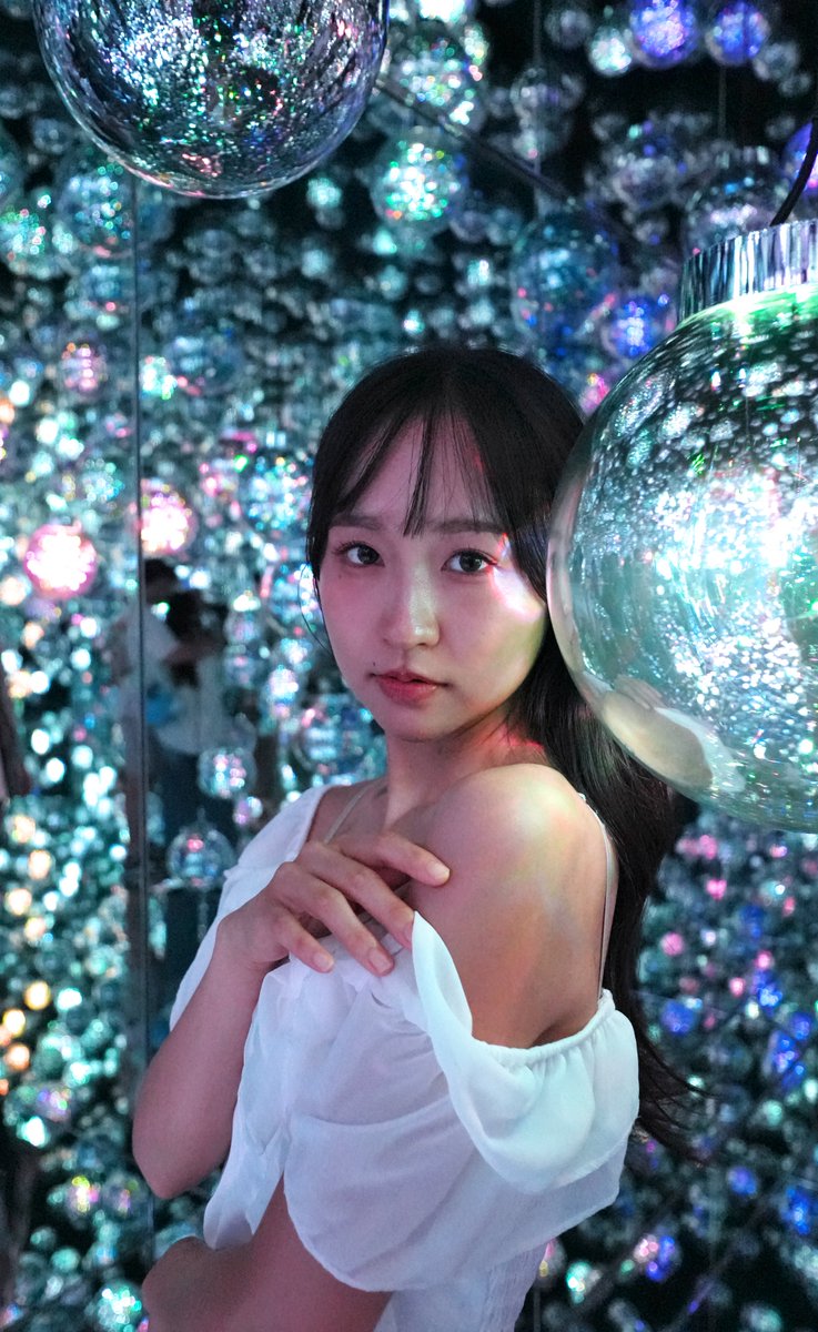 K70_55's tweet image. #たんたん(杠 美弥)  さん⑫20250927
(#teamLabBorderless)(@tantan8_rcc)

SONY α6700
Tokina atx-m 11-18mm F2.8 WE
ISO 4000 SS1/1250 F:2.8　17mm

#SILKYPIX_JPEG_Photography_12
#ピントの合ってない写真もいい写真😅
#チームラボボーダレス